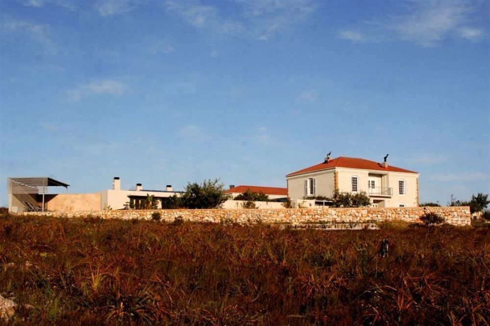 Farm 215 Private Nature Reserve Uilenkraal Esterno foto